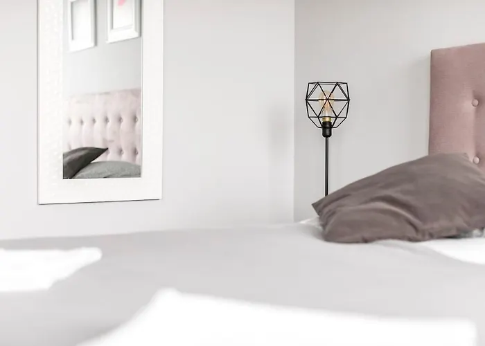 Stare Zoo Apartman *